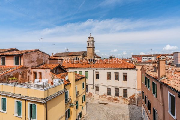 appartamento in vendita a Venezia in zona Sestiere Castello