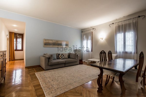 appartamento in vendita a Venezia in zona Mestre