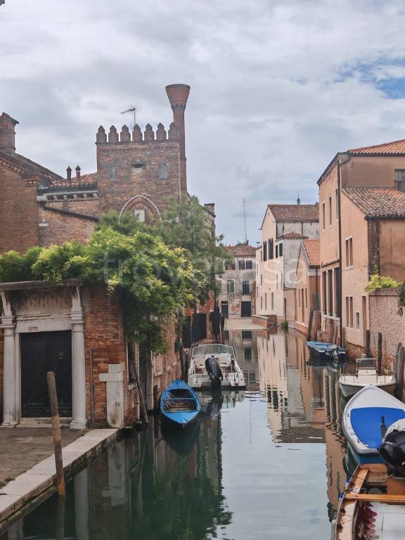 appartamento in vendita a Venezia in zona Sestiere Dorsoduro