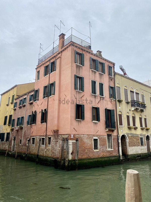 appartamento in vendita a Venezia in zona Sestiere Cannaregio