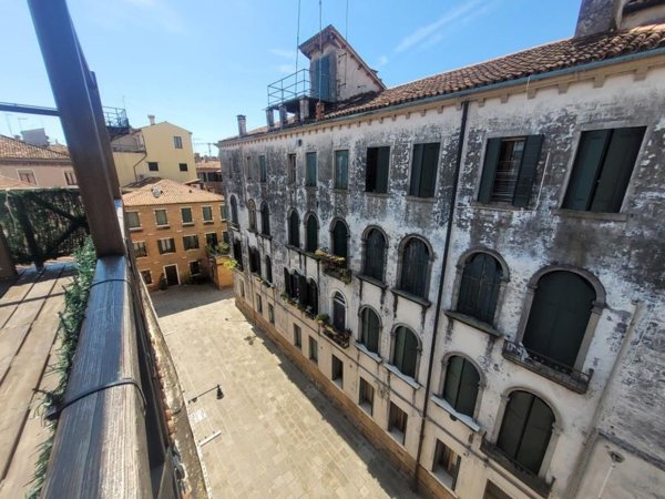 appartamento in vendita a Venezia in zona Sestiere Cannaregio