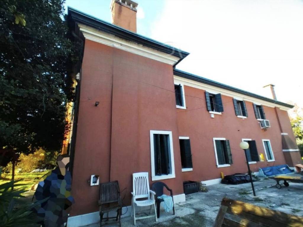 casa indipendente in vendita a Venezia in zona Zelarino