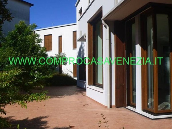 casa indipendente in vendita a Venezia in zona Mestre