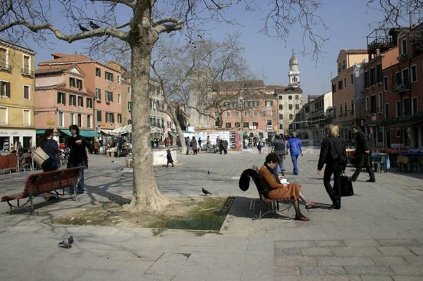 negozio in vendita a Venezia in zona Sestiere Dorsoduro