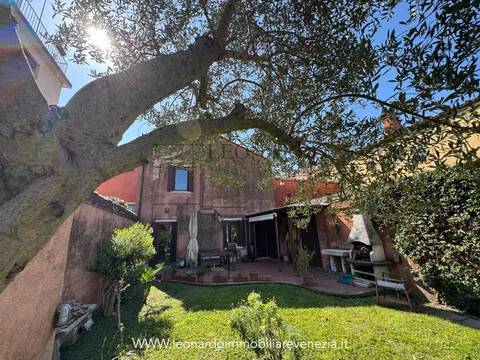appartamento in vendita a Venezia in zona Giudecca