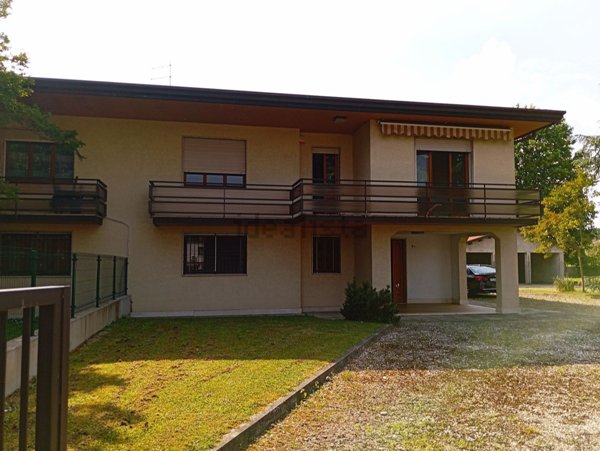 casa indipendente in vendita a Venezia in zona Chirignago