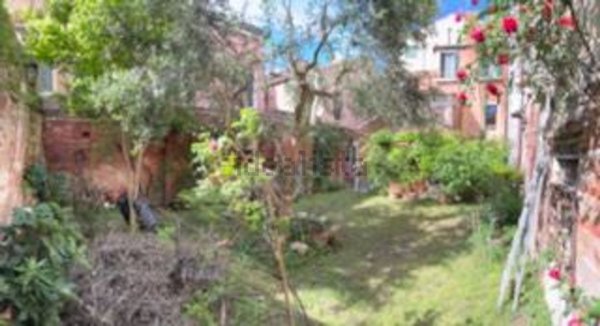 casa indipendente in vendita a Venezia in zona Sestiere Cannaregio