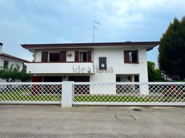 casa indipendente in vendita a Venezia in zona Favaro Veneto