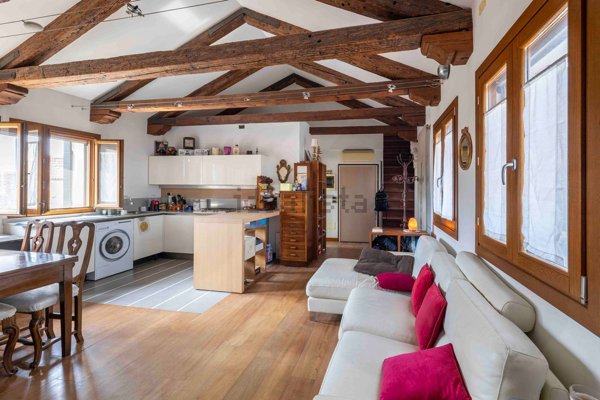 appartamento in vendita a Venezia in zona Sestiere San Marco