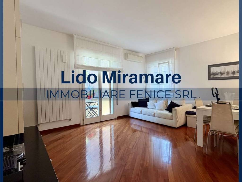 appartamento in vendita a Venezia in zona Lido di Venezia