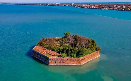 casa indipendente in vendita a Venezia in zona Lido di Venezia