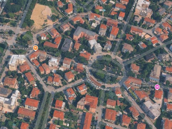negozio in vendita a Venezia in zona Marghera