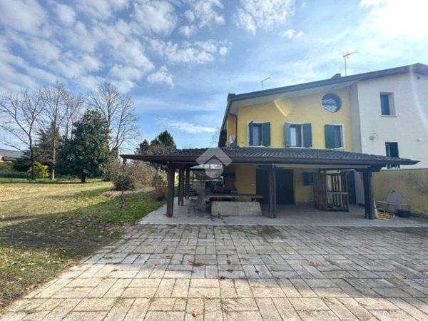casa indipendente in vendita a Venezia in zona Zelarino