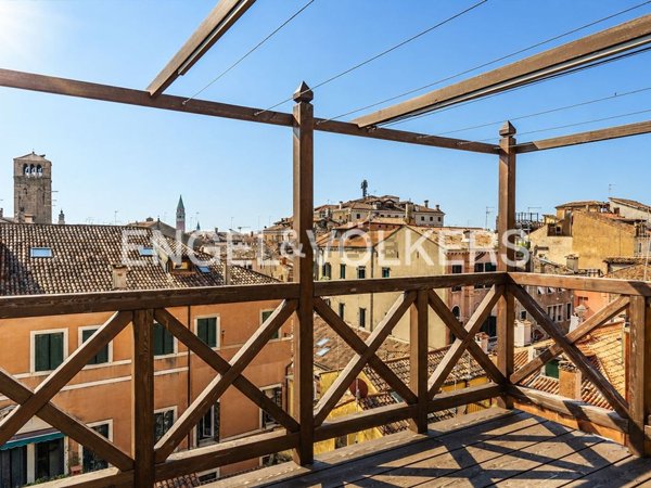 appartamento in vendita a Venezia in zona Sestiere Santa Croce
