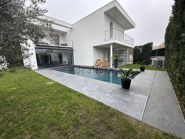 casa indipendente in vendita a Venezia in zona Mestre