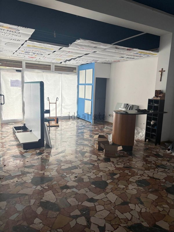 negozio in vendita a Venezia in zona Mestre