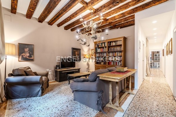 appartamento in vendita a Venezia in zona Sestiere San Polo
