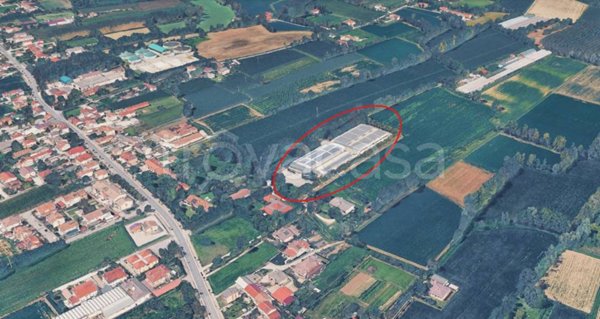 locale commerciale in vendita a Venezia in zona Mestre