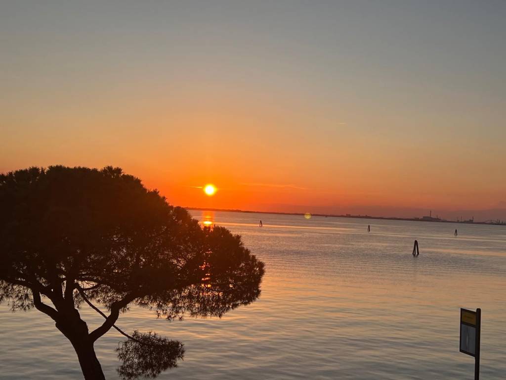 casa indipendente in vendita a Venezia in zona Lido di Venezia