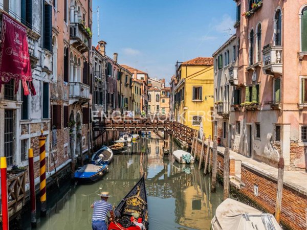 appartamento in vendita a Venezia in zona Sestiere Cannaregio