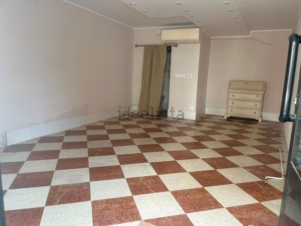 negozio in vendita a Venezia in zona Sestiere Santa Croce