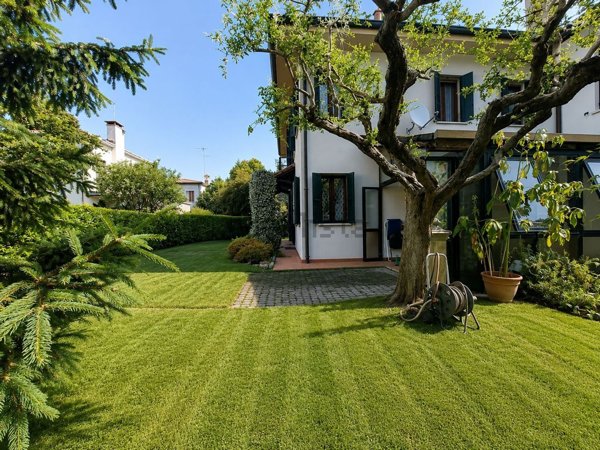 casa indipendente in vendita a Venezia in zona Mestre