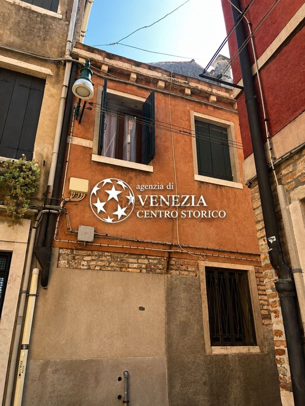 casa indipendente in vendita a Venezia in zona Sestiere Cannaregio