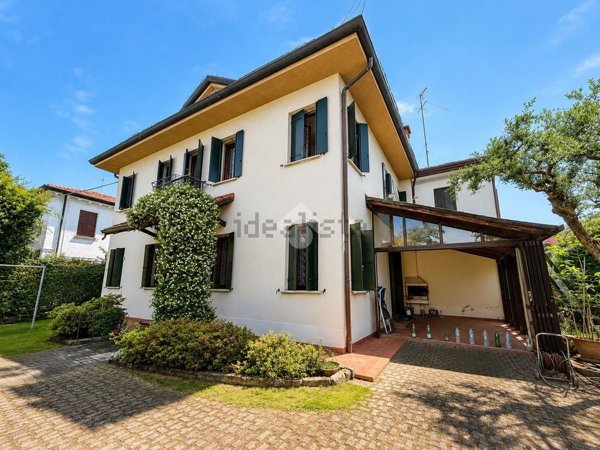 casa indipendente in vendita a Venezia in zona Mestre