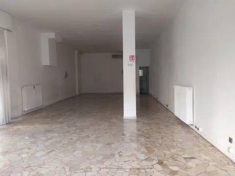 negozio in vendita a Venezia in zona Marghera