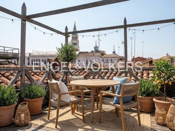 appartamento in vendita a Venezia in zona Sestiere San Marco