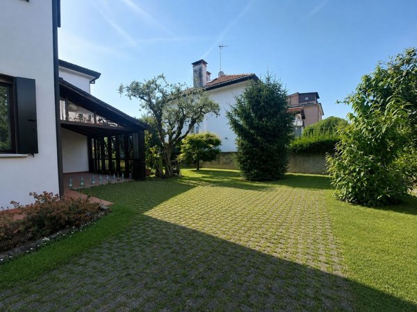 casa indipendente in vendita a Venezia in zona Mestre