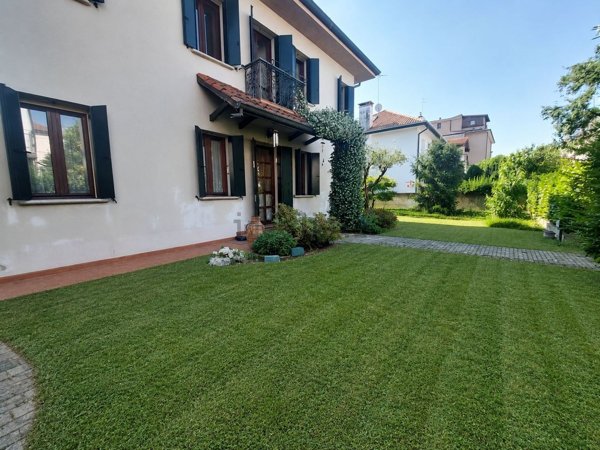casa indipendente in vendita a Venezia in zona Mestre