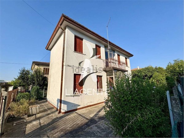 casa indipendente in vendita a Venezia in zona Trivignano