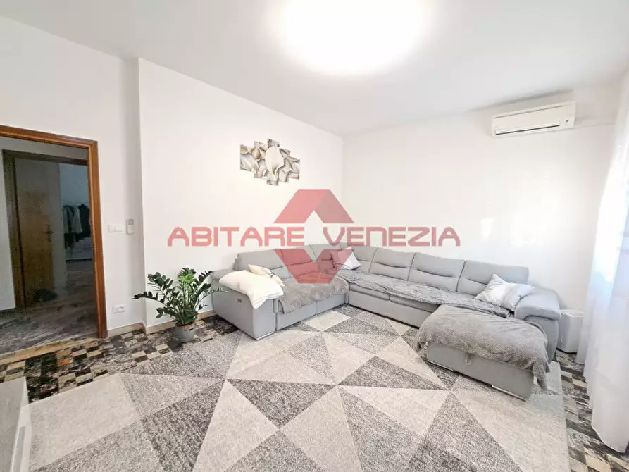 appartamento in vendita a Venezia in zona Lido di Venezia