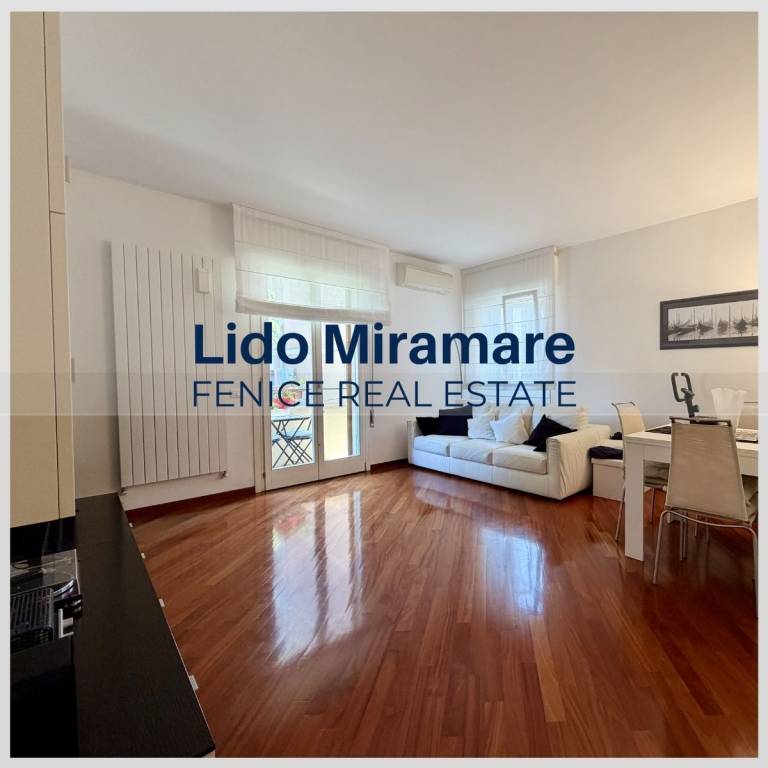 appartamento in vendita a Venezia in zona Lido di Venezia