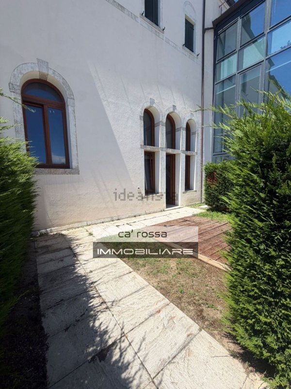 casa semindipendente in vendita a Venezia in zona Pellestrina