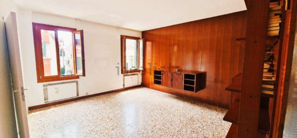 appartamento in vendita a Venezia in zona Sestiere San Polo