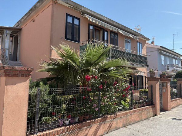 appartamento in vendita a Venezia in zona Pellestrina