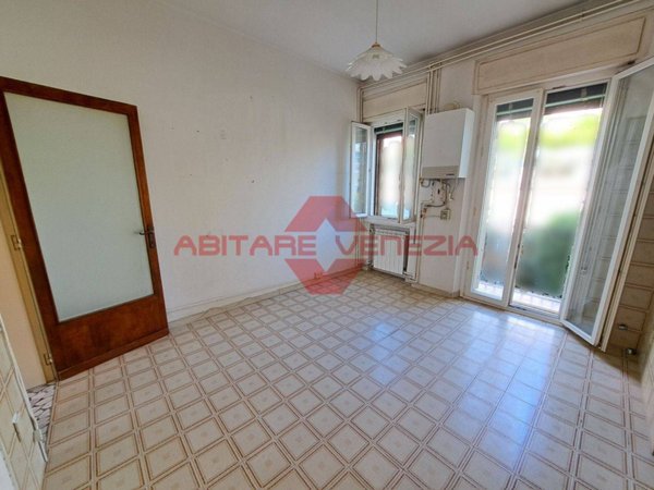 appartamento in vendita a Venezia in zona Lido di Venezia
