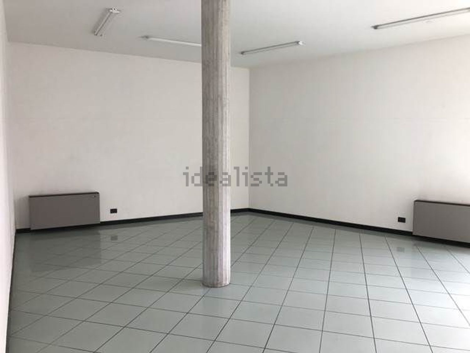 negozio in vendita a Venezia in zona Mestre