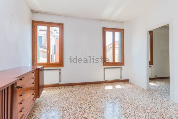 appartamento in vendita a Venezia in zona Sestiere San Polo
