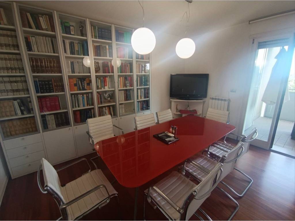 ufficio in vendita a Venezia in zona Mestre