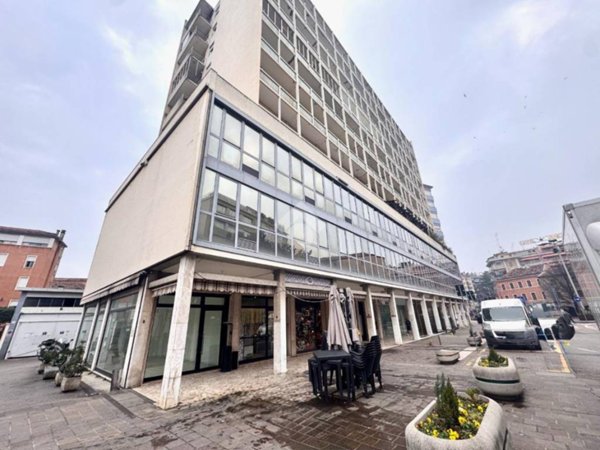 ufficio in vendita a Venezia in zona Marghera