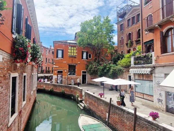 appartamento in vendita a Venezia in zona Sestiere Dorsoduro