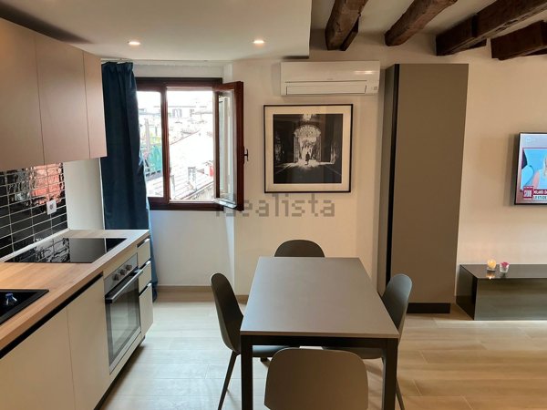appartamento in vendita a Venezia in zona Sestiere Santa Croce