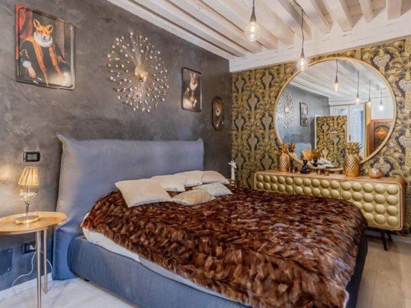 casa indipendente in vendita a Venezia in zona Sestiere Dorsoduro