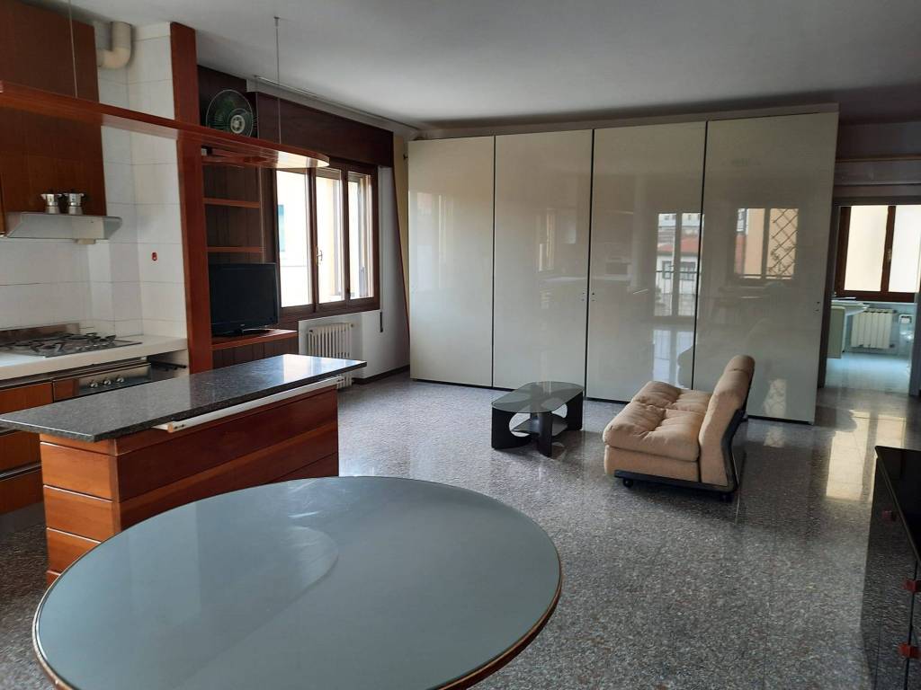 appartamento in vendita a Venezia in zona Mestre