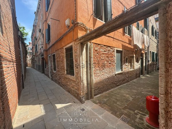 appartamento in vendita a Venezia in zona Sestiere Santa Croce
