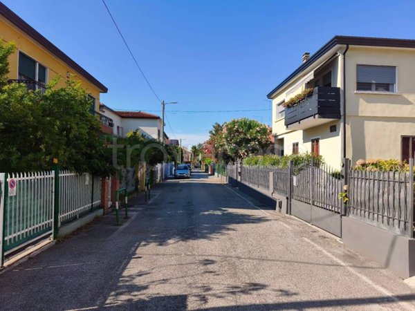casa indipendente in vendita a Venezia in zona Marghera