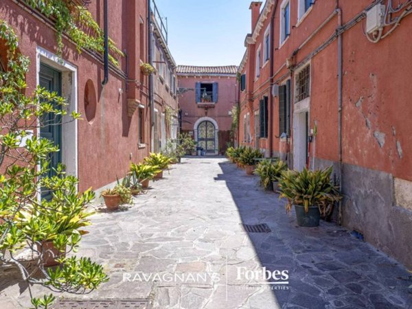 appartamento in vendita a Venezia in zona Giudecca